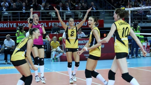 VakıfBank, CEV Şampiyonlar Ligi'nde finalde