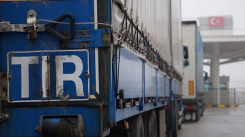 Kapıkule'de 5 kilometrelik tır kuyruğu