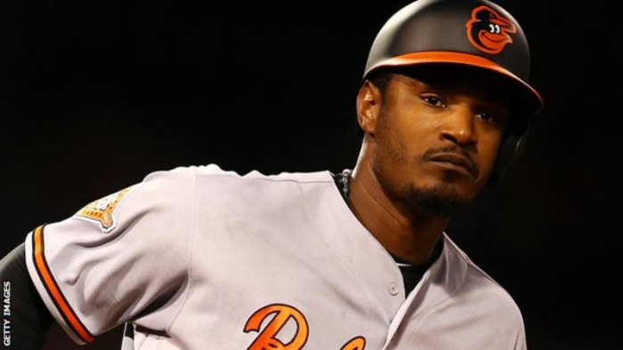 Adam Jones: Boston Red Sox, Baltimore Orioles'un dış saha oyuncusu için ırkçı istismar için özür diledi