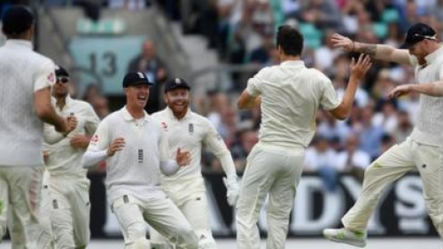 Jonathan Agnew: İngiltere Güney Afrika zaferini yedeklemeli