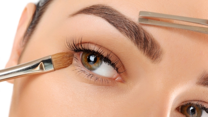 Microblading İle Etkileyici Makyaj 